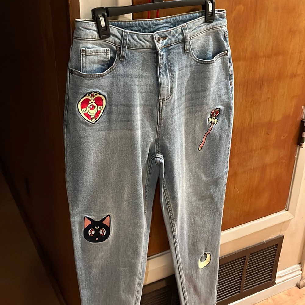 Sailor Moon Icons Embroidered Mom Jeans (Hot Topic Exclusive)
